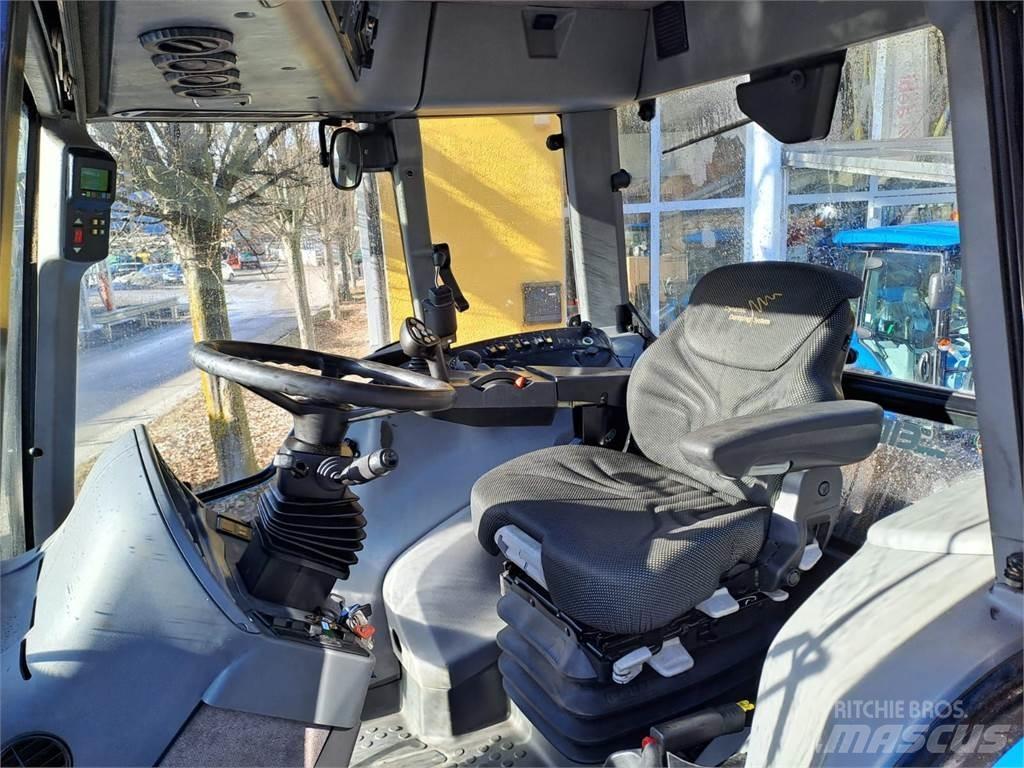 New Holland TVT 190 Traktorit