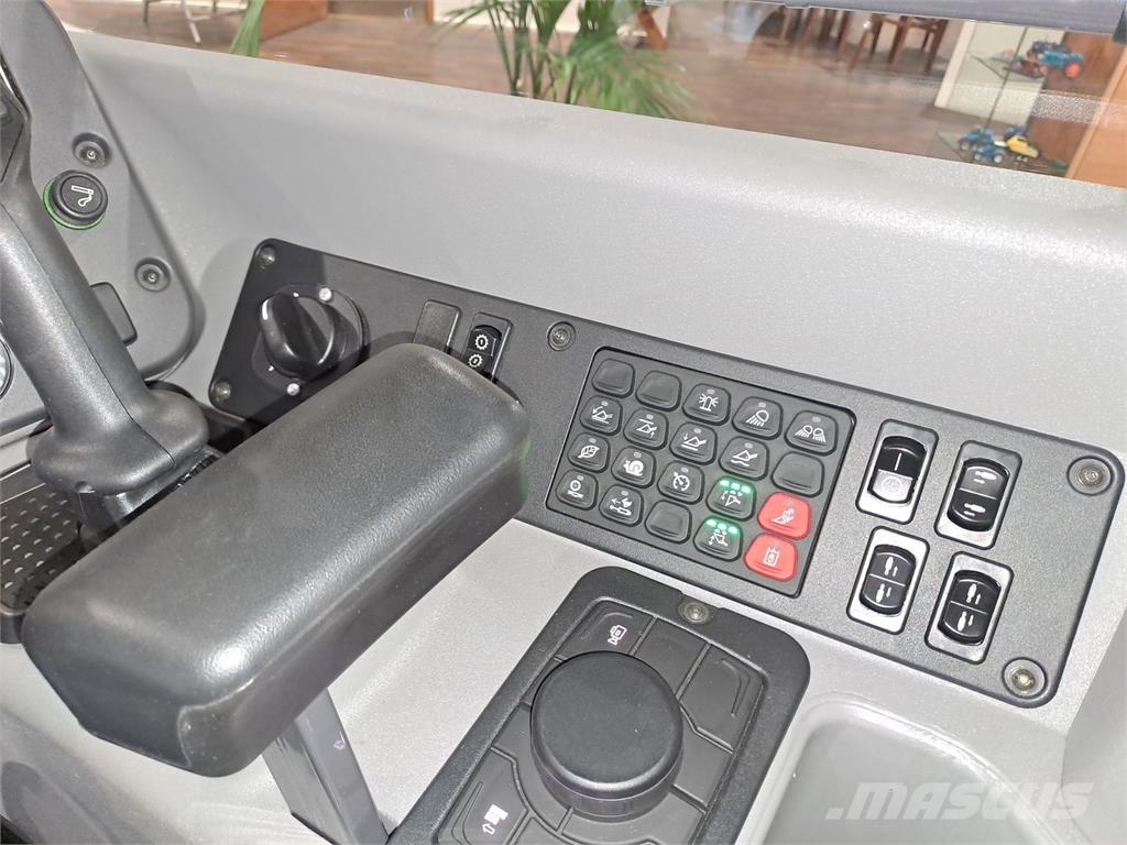 New Holland W 80 C Pyöräkuormaajat