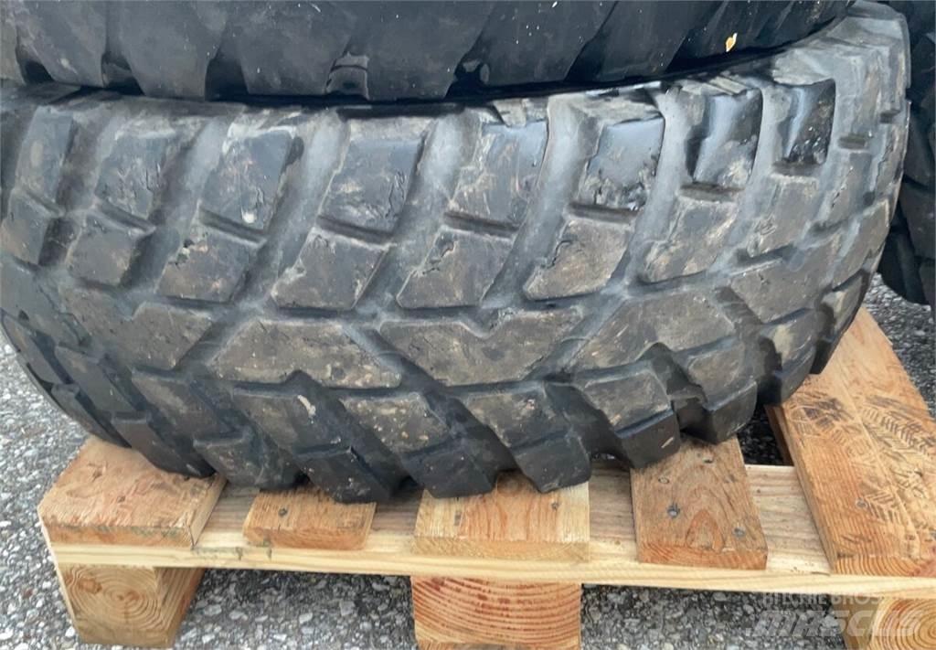 Nokian TRI 2 Renkaat ja vanteet