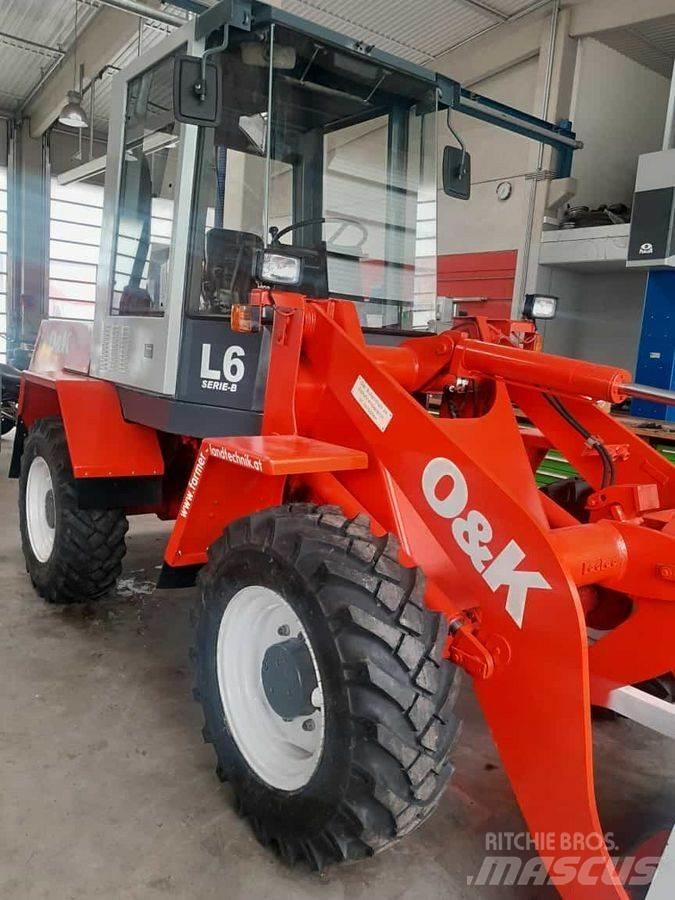 O&K 6-3 Etukuormaimet ja kaivuulaitteet
