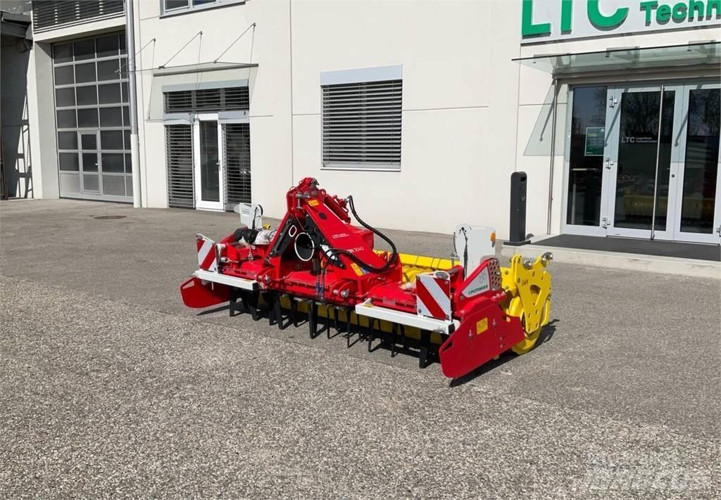 Pöttinger Lion 3040 Kiekkomultaimet ja lautasäkeet