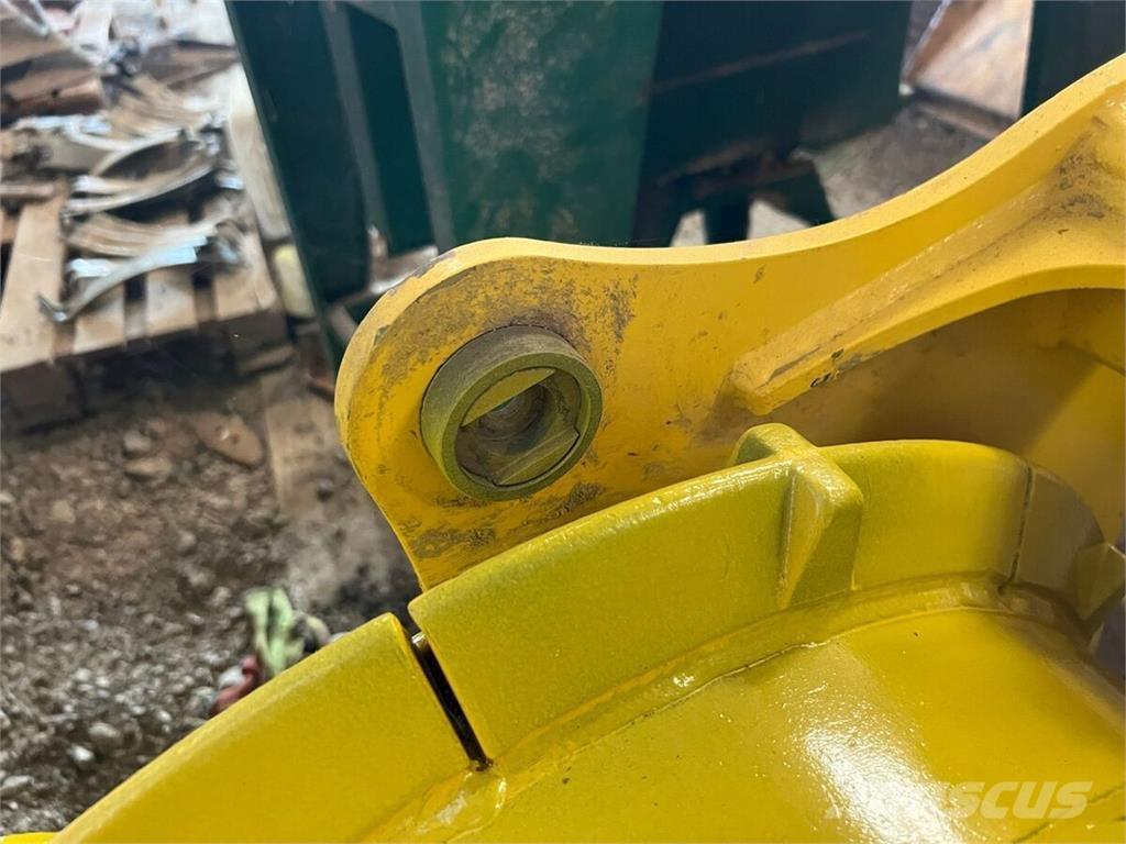 Pöttinger Lion 503C Kiekkomultaimet ja lautasäkeet
