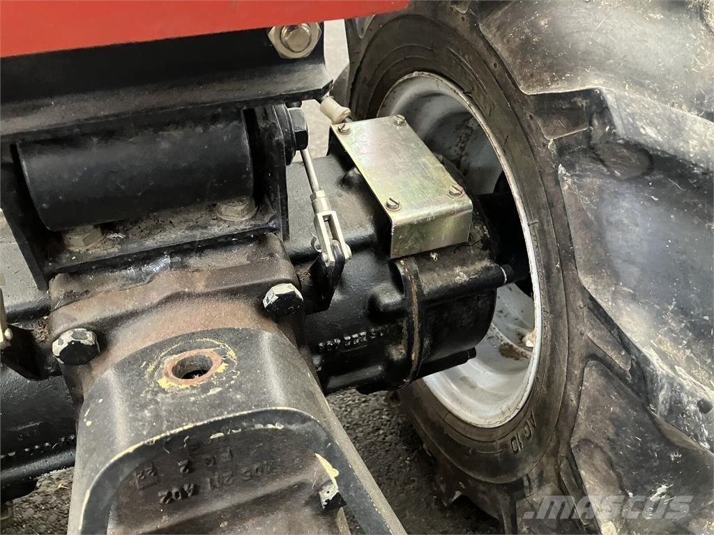 Reform 216 KL Päältäajettavat ruohonleikkurit