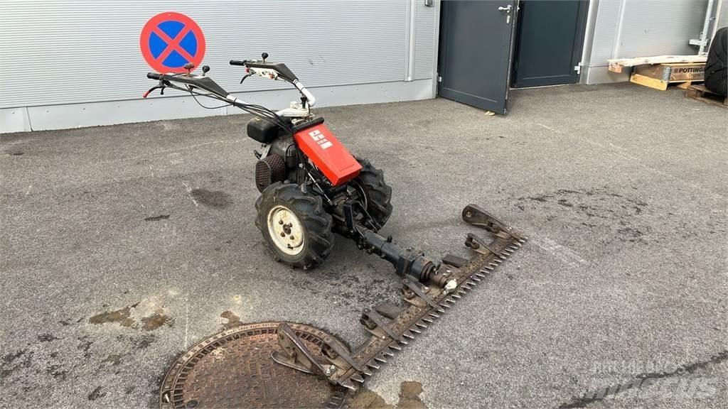 Reform 216 KL Päältäajettavat ruohonleikkurit
