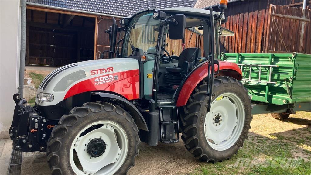 Steyr 4085 Kompakt Traktorit