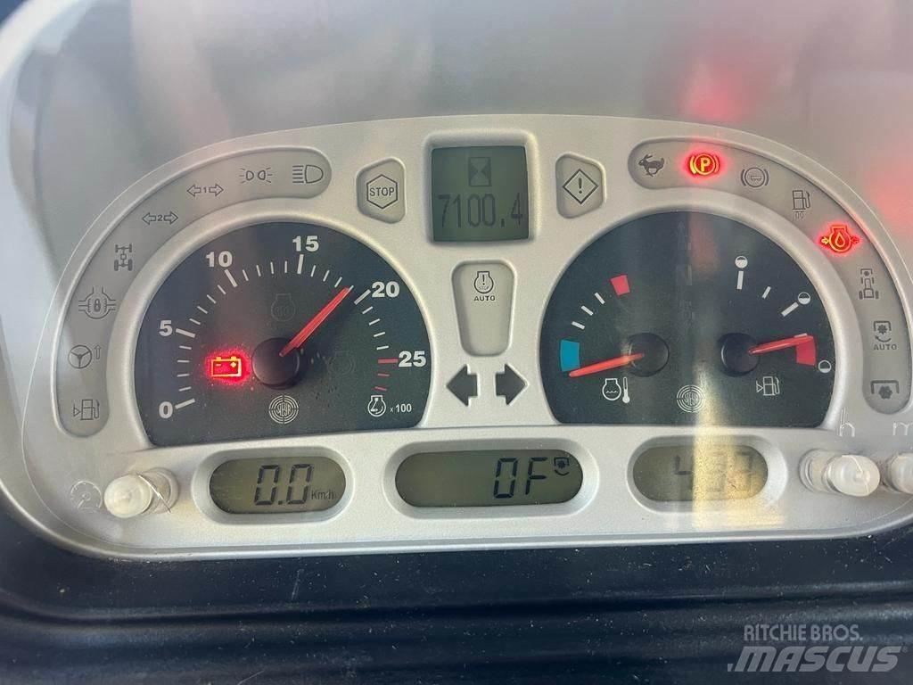 Steyr 9100 M Basis Traktorit