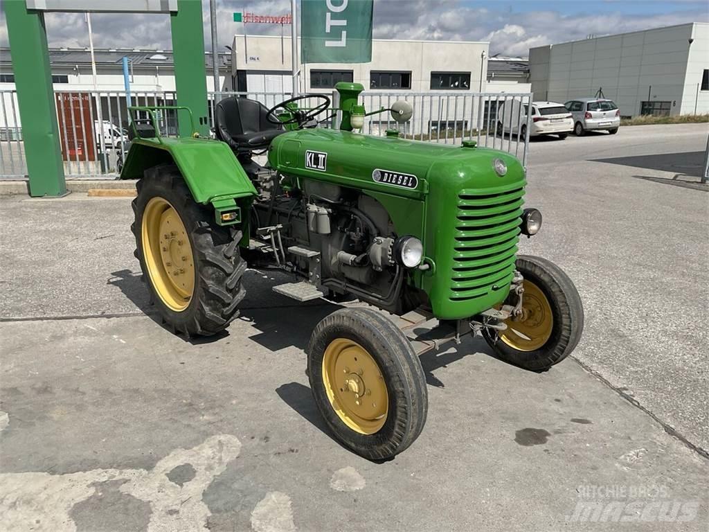 Steyr N180a Traktorit