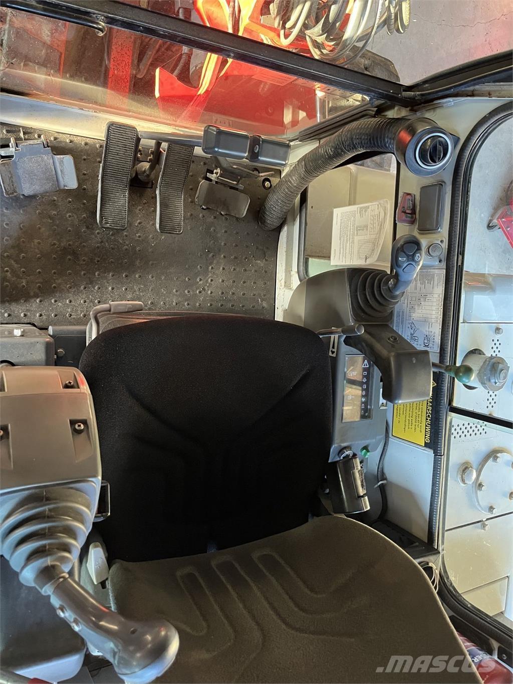 Takeuchi TB 145 Minikaivukoneet < 7t