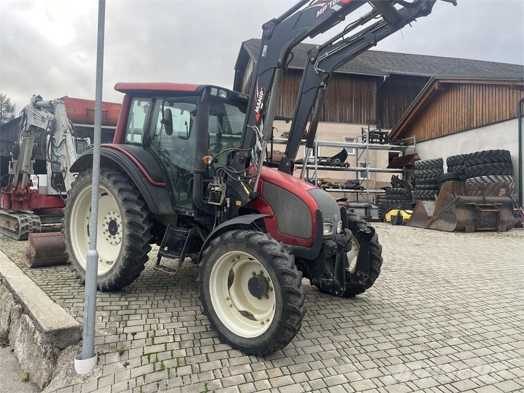 Valtra N 92 H Traktorit