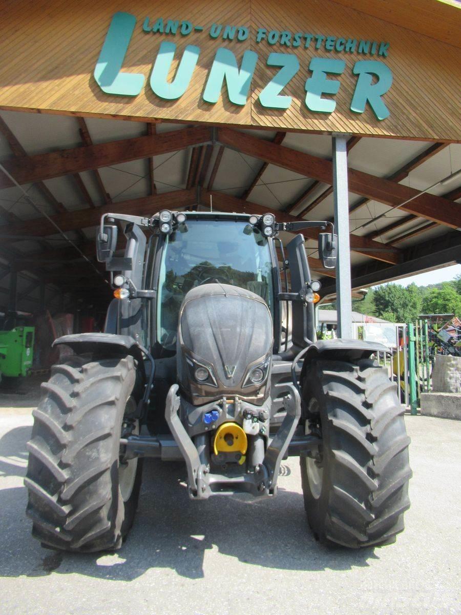Valtra N134 (Stufe V) Traktorit