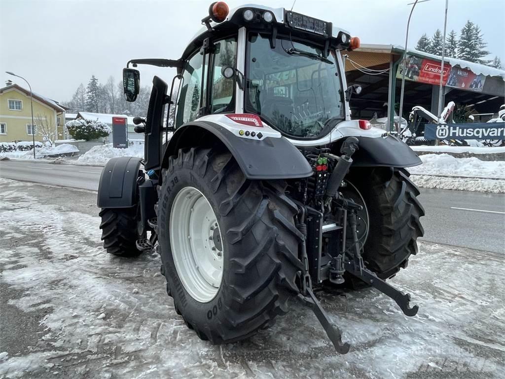 Valtra N175 Active Traktorit