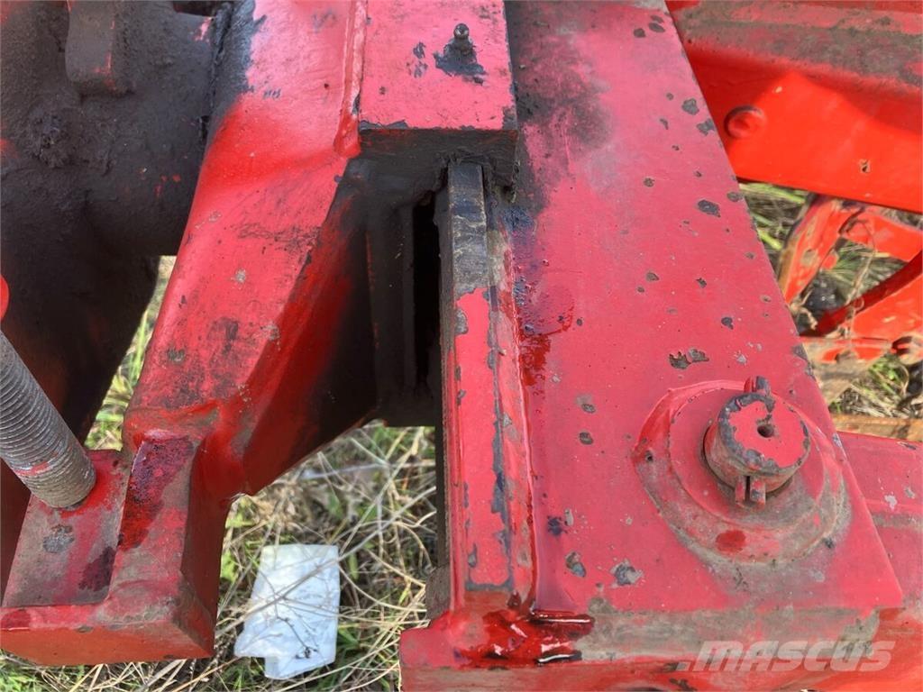 Vogel & Noot LM 820 Sarka-aurat