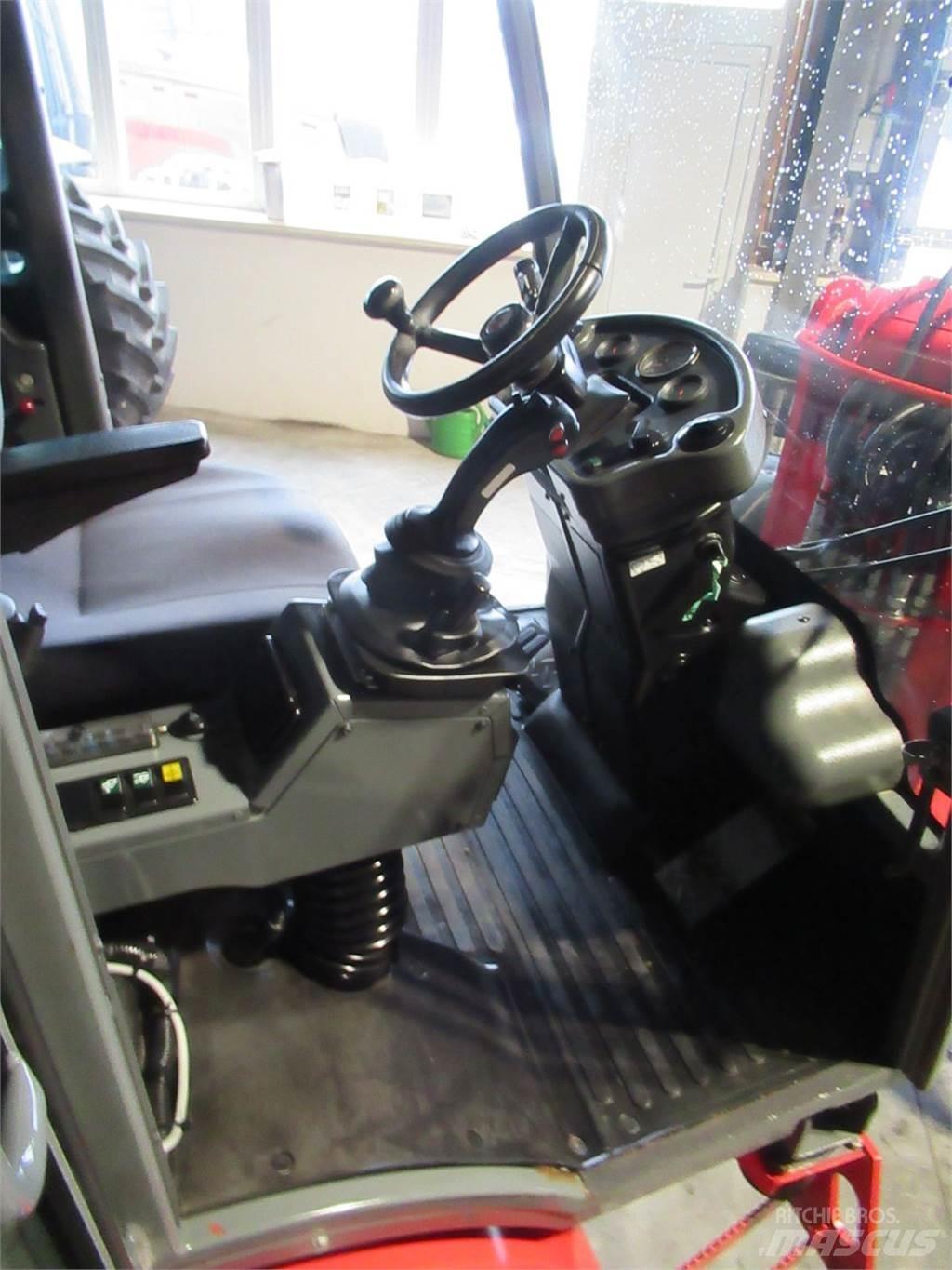 Weidemann 3070 CX60 Etukuormaimet ja kaivuulaitteet
