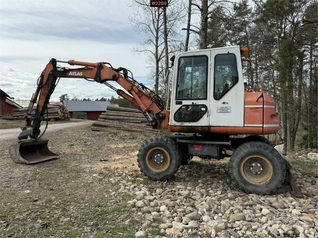 Atlas 1004 Pyöräkaivukoneet