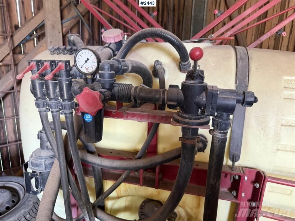 Hardi 800L 12m Viinikasvinsuojeluruiskut