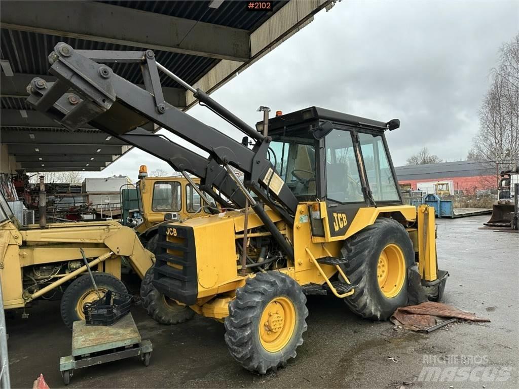 JCB 3D-4 Traktorit