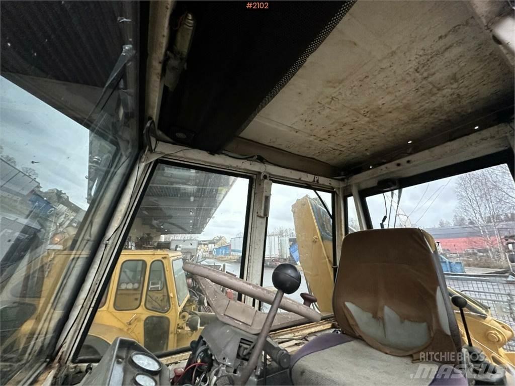 JCB 3D-4 Traktorit