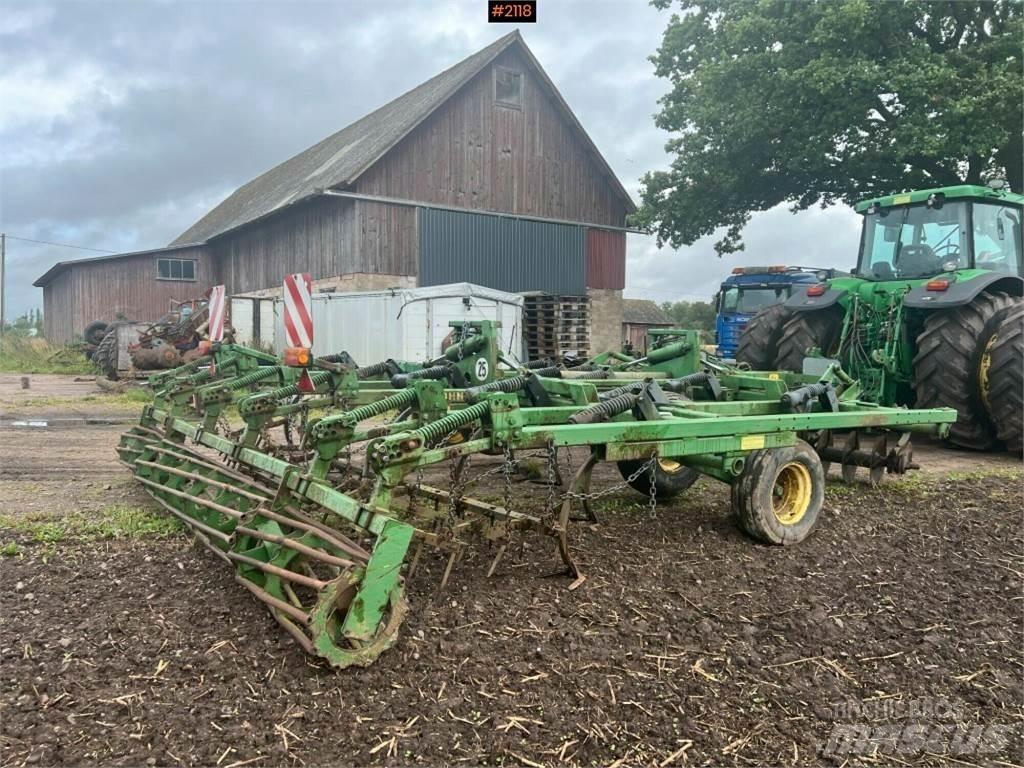 John Deere 410A Muut maanmuokkauskoneet ja lisävarusteet