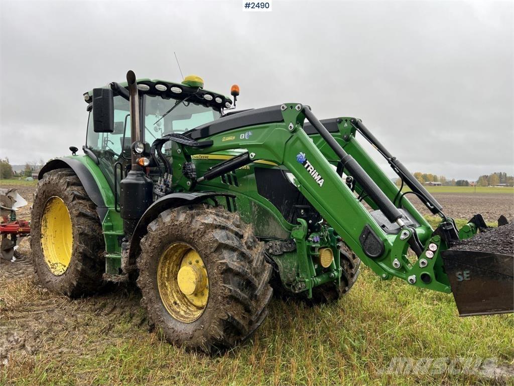 John Deere 6155 R Traktorit