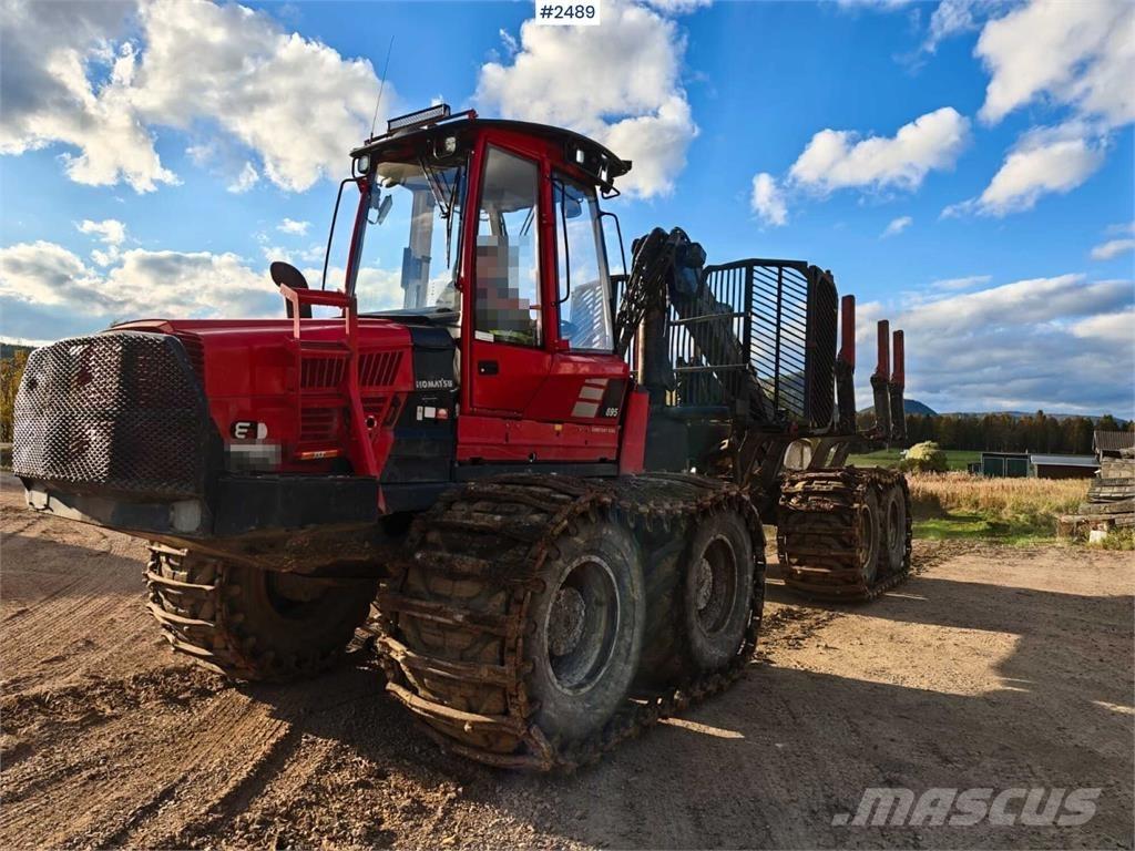 Komatsu 895 Kuormatraktorit