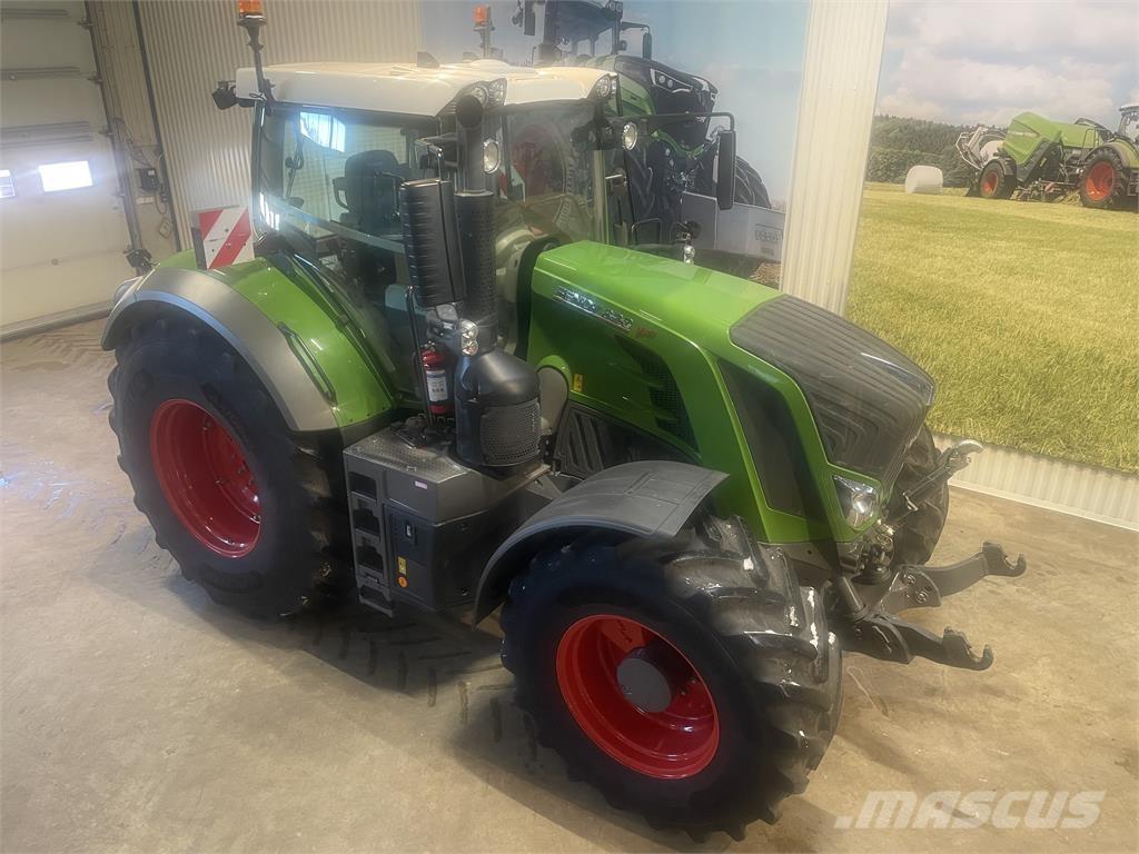 Fendt 828 Traktorit