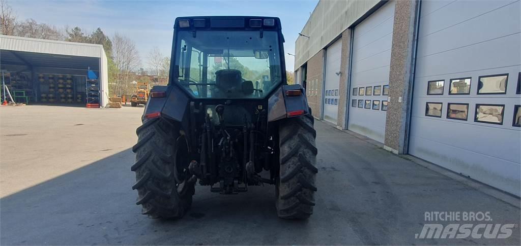 Valtra 6200 Traktorit