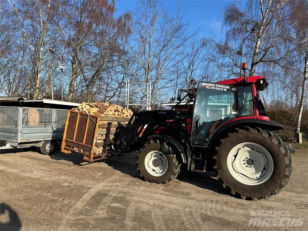 Valtra 85SH Traktorit