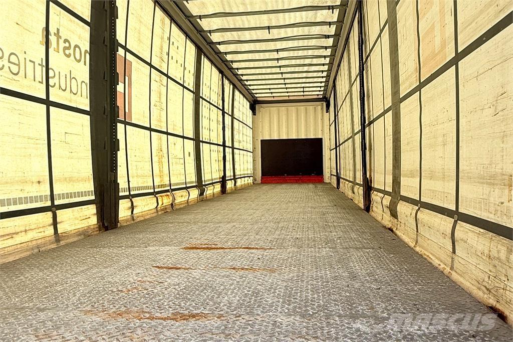 Krone 34 pl. Pressukapellipuoliperävaunut