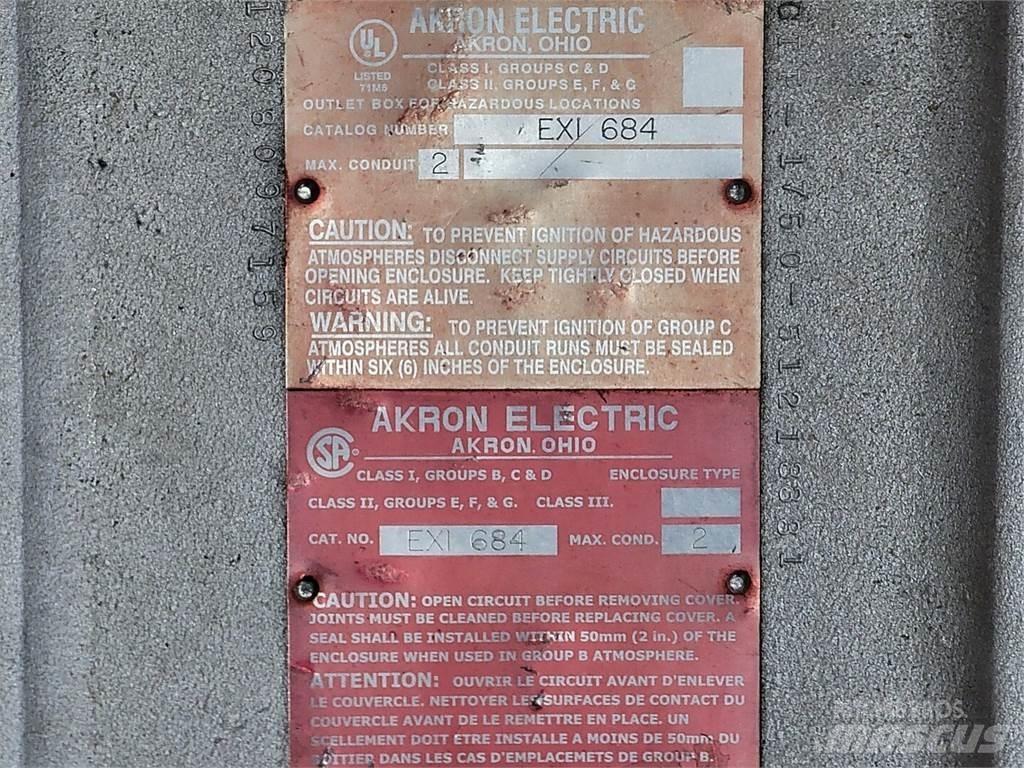 Akron EXI684 Muut koneet