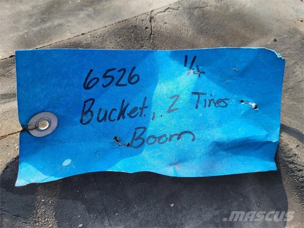 Bridgestone VREV Renkaat ja vanteet