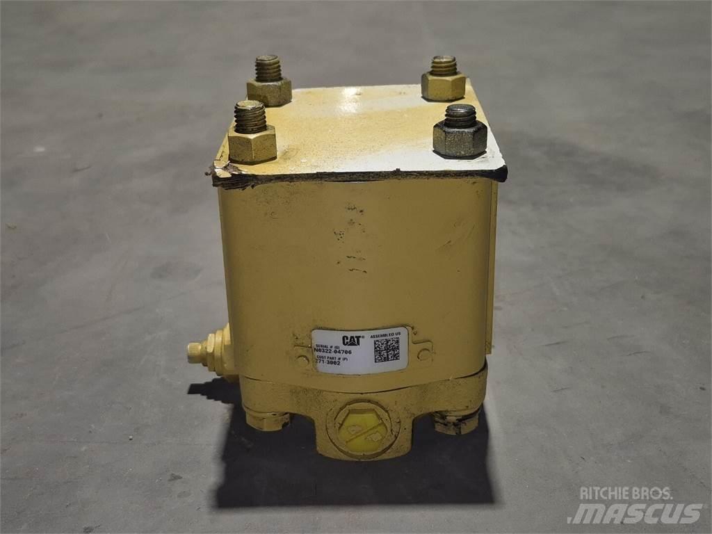 CAT 271-3002 Vesipumput