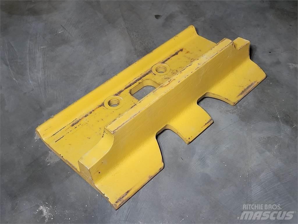 CAT 384-3019 Pyöräpuskutraktori