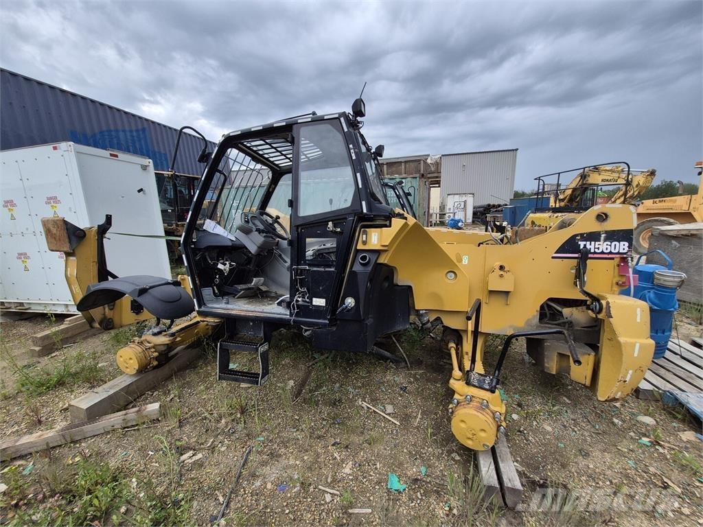 CAT TH560B Maatalouskurottajat