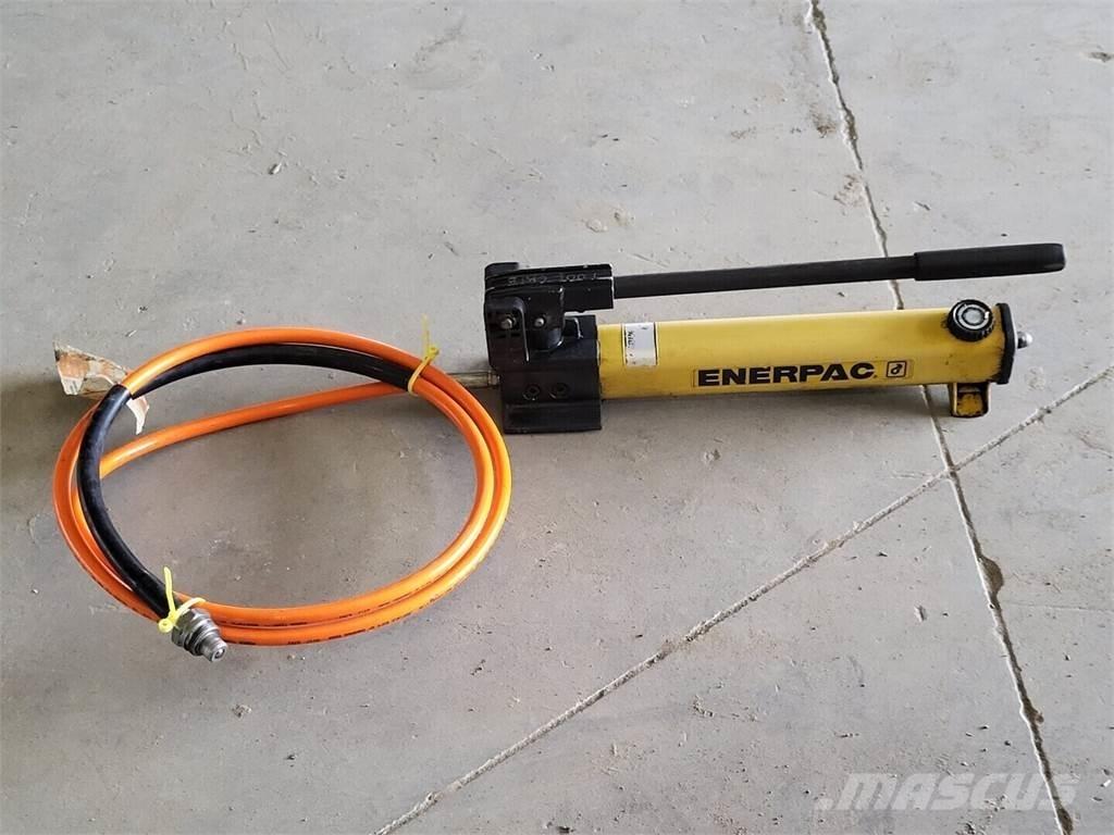  ENERPAC Vesipumput
