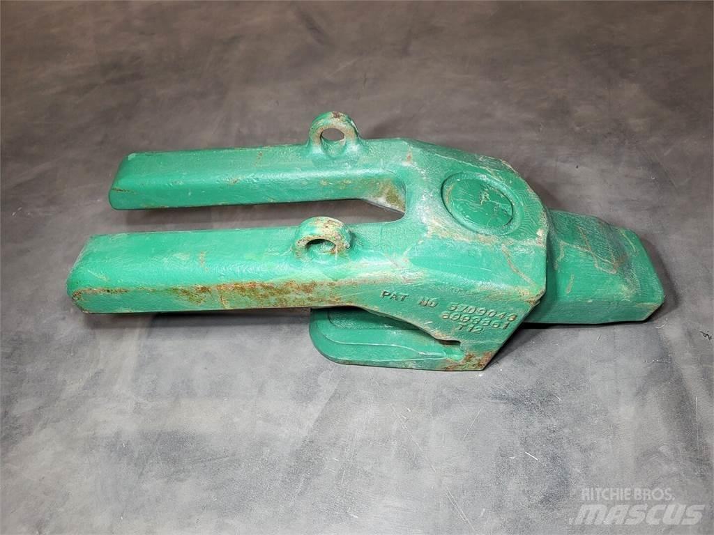 Esco 6841L-70SV2 Muut