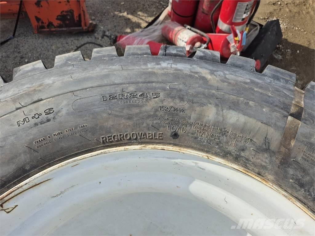 Goodyear G177 Renkaat ja vanteet