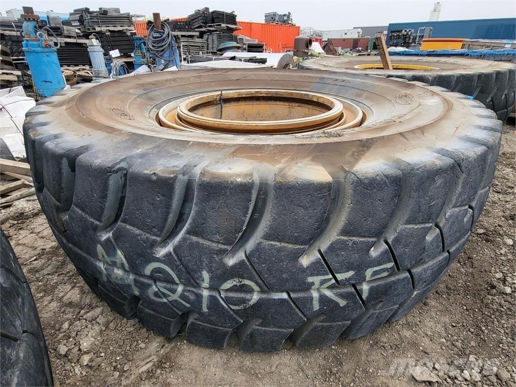 Goodyear RM-4B+ Renkaat ja vanteet