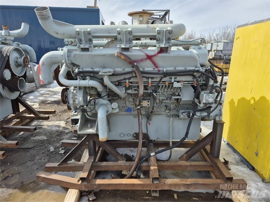 Hitachi S12A2-Y1TAA1 Moottorit