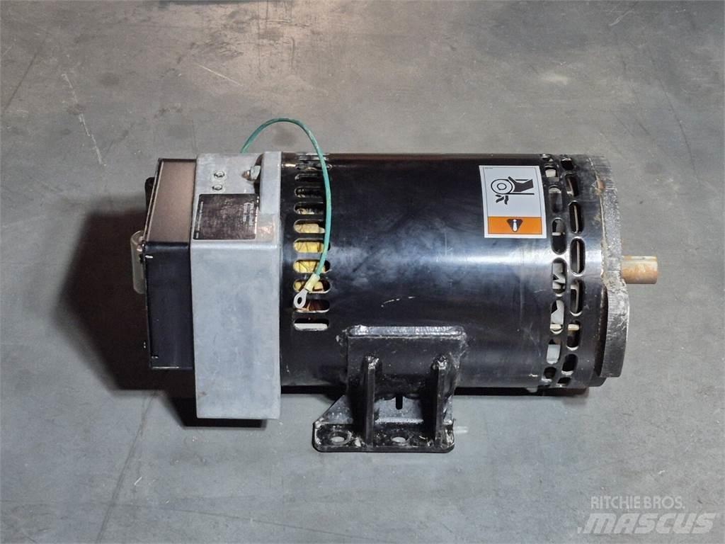 JLG 2460050 Dieselgeneraattorit