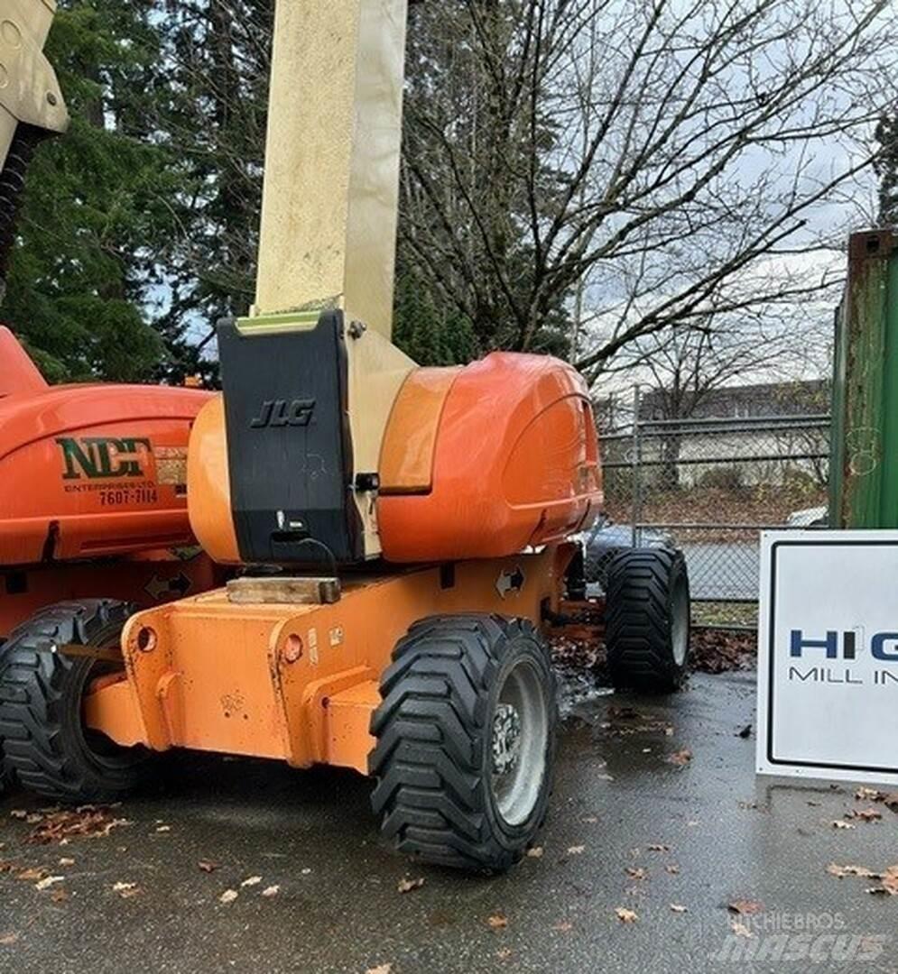 JLG 800AJ Kuukulkijat