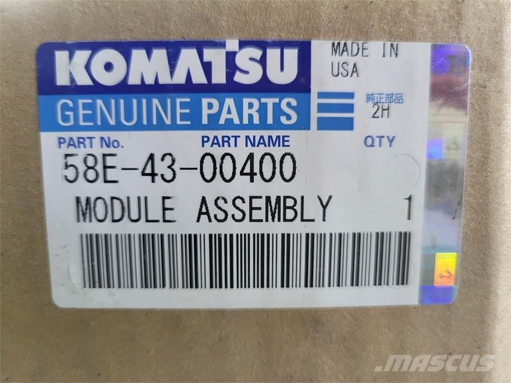 Komatsu 58E-43-00400 Dumpperit