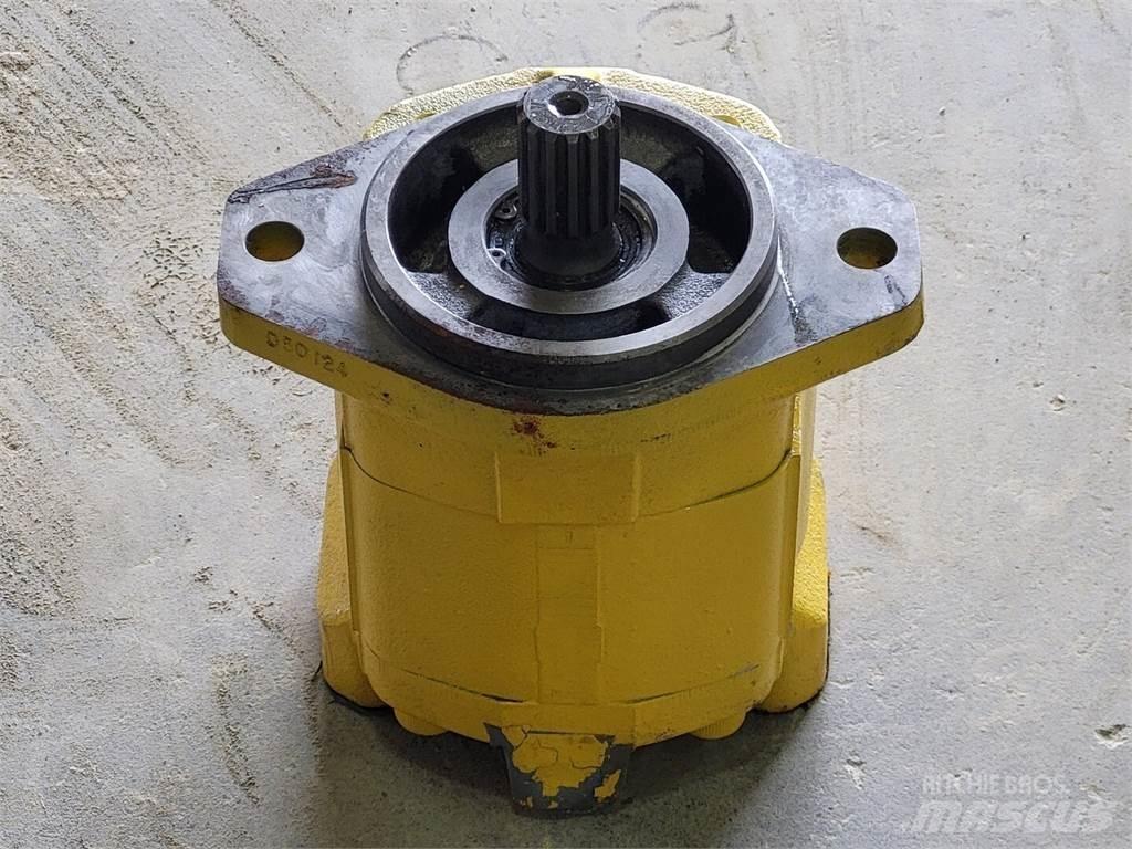 Komatsu 704-30-42140R Vesipumput