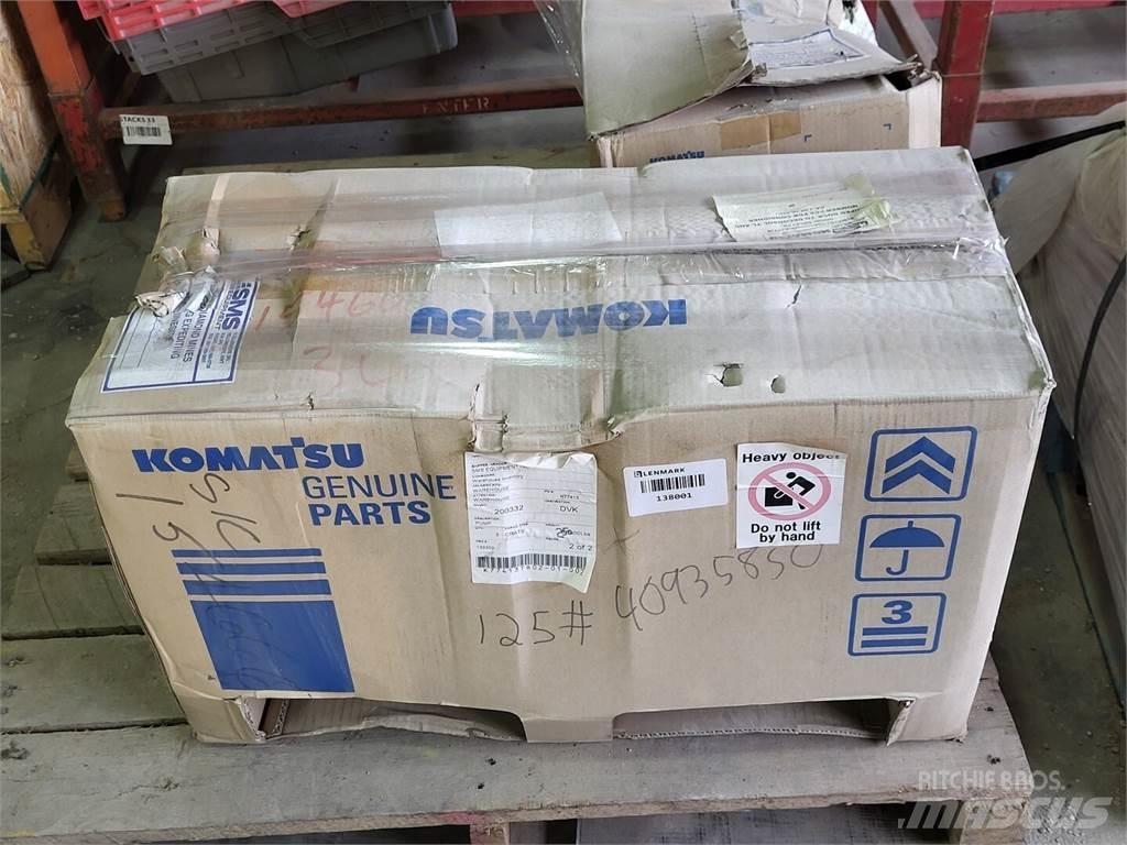 Komatsu 705-52-42090 Vesipumput