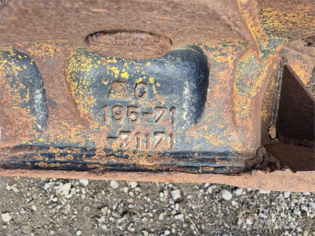 Komatsu D375 Pyöräpuskutraktori