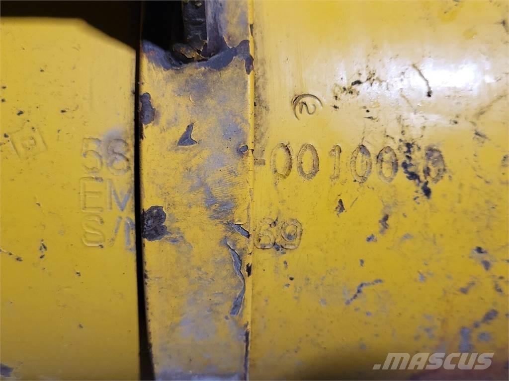 Komatsu EH5933 Muut