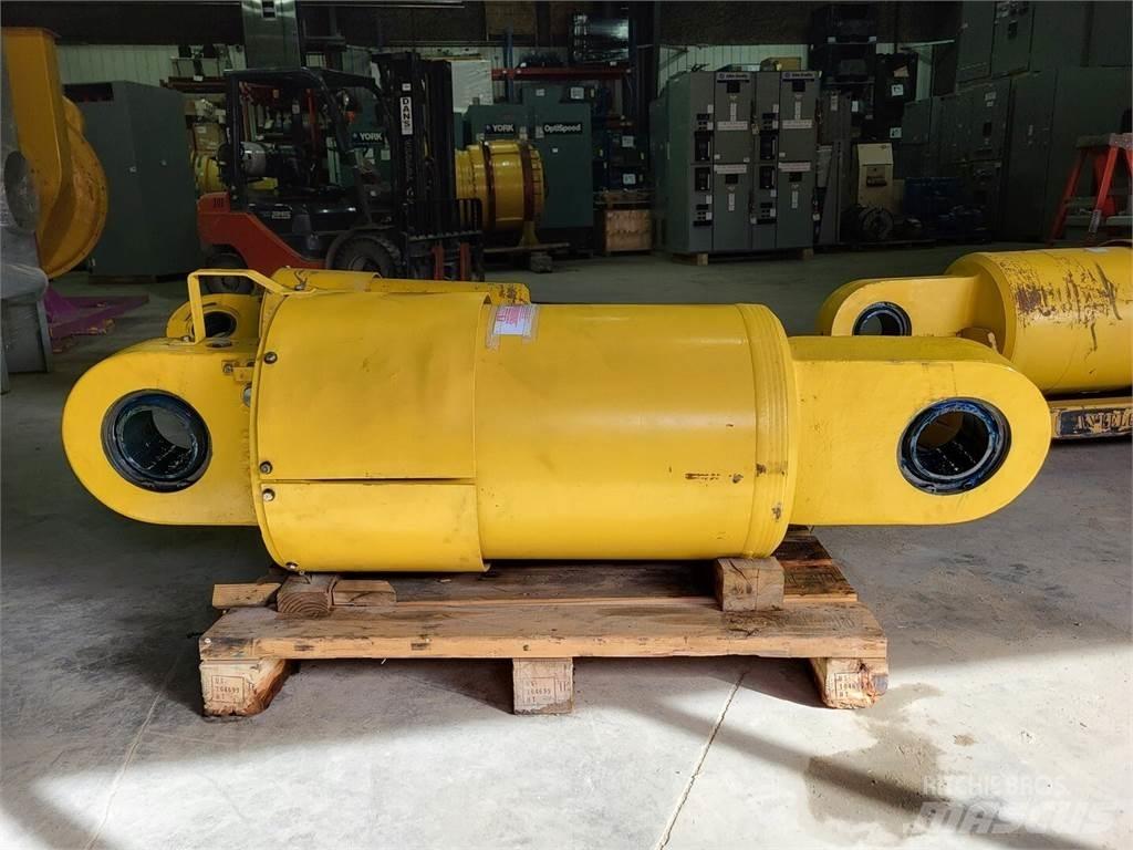 Komatsu EH9423 Dumpperit