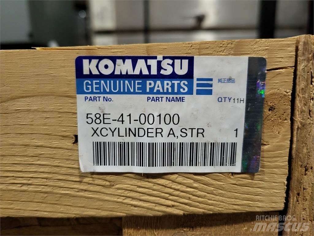 Komatsu EL7952 Dumpperit