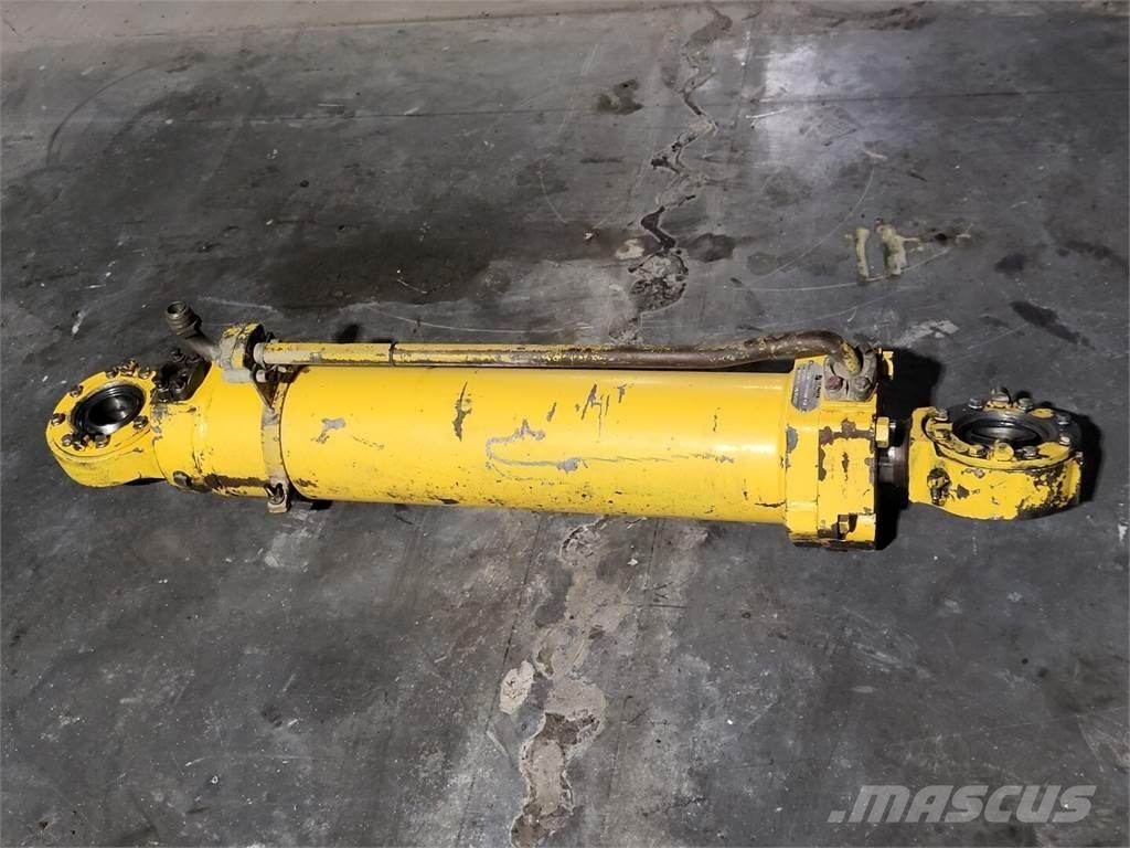 Komatsu EL7952 Muut