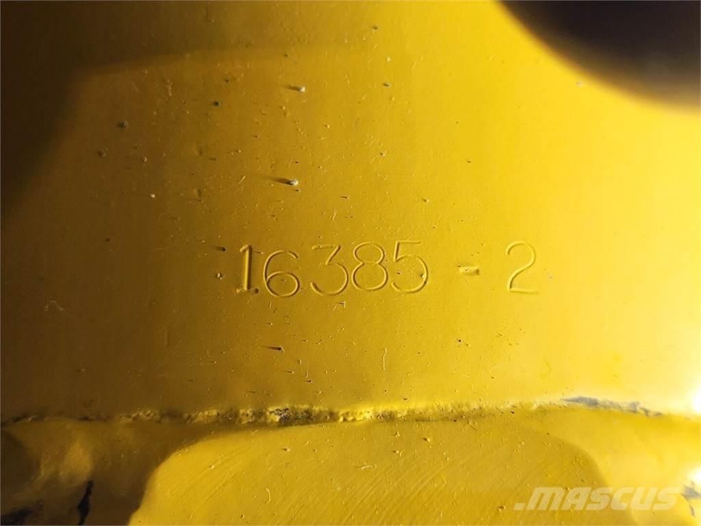 Komatsu EL7952 Muut