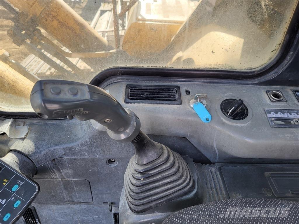 Komatsu PC600LC-6 Pyöräkaivukoneet